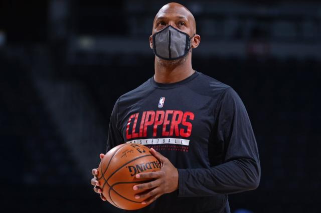 app下载-比卢普斯扩充黑人主帅队伍，战术素养人情世故兼具